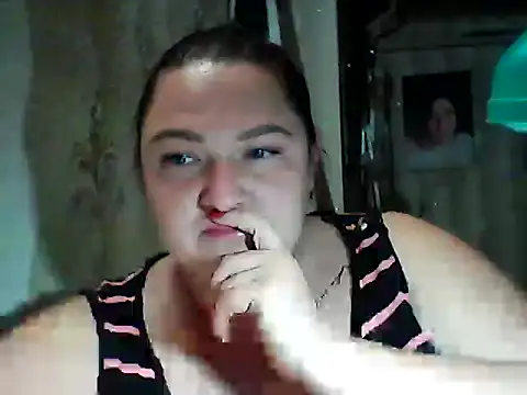 AngelQSky online show from November 1, 2025, 8:57 pm