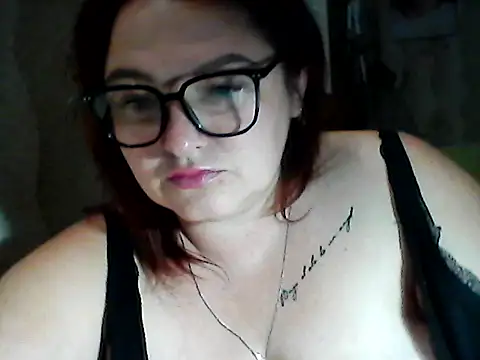 AngelQSky online show from November 2, 2025, 9:20 pm