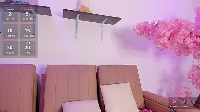 Snapshot of Doll_Isa_ chatting on December 22, 2025, 6:52 pm Doll Isa online show from December 22, 2025, 6:52 pm