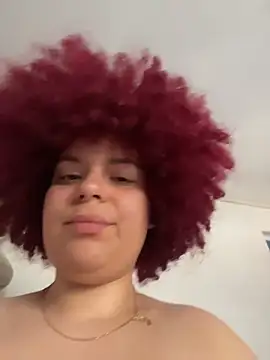 Enyagleam  online show from October 27, 2025, 9:16 pm