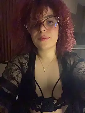 Enyagleam  online show from March 29, 2026, 3:08 am