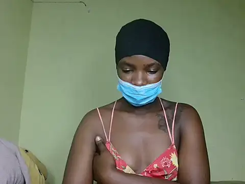 Snapshot of Alexxa_ebony chatting on October 28, 2025, 1:28 am Alexxa ebony online show from October 28, 2025, 1:28 am