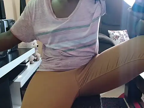 Snapshot of Alexxa_ebony chatting on March 3, 2026, 1:51 pm Alexxa ebony online show from March 3, 2026, 1:51 pm