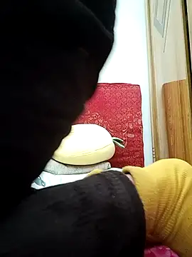 July-Asian online show from January 9, 2026, 2:57 pm