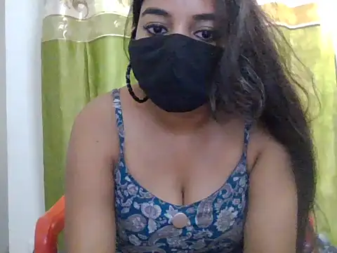 Snapshot of Little_toy_girl chatting on September 15, 2025, 9:21 am Little toy girl online show from September 15, 2025, 9:21 am