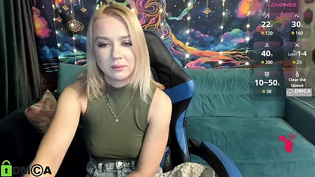 CrystalGirl99 online show from February 20, 2026, 8:16 am