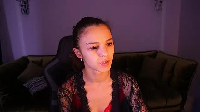 Snapshot of AnitaBambie chatting on November 10, 2025, 1:38 pm AnitaBambie online show from November 10, 2025, 1:38 pm