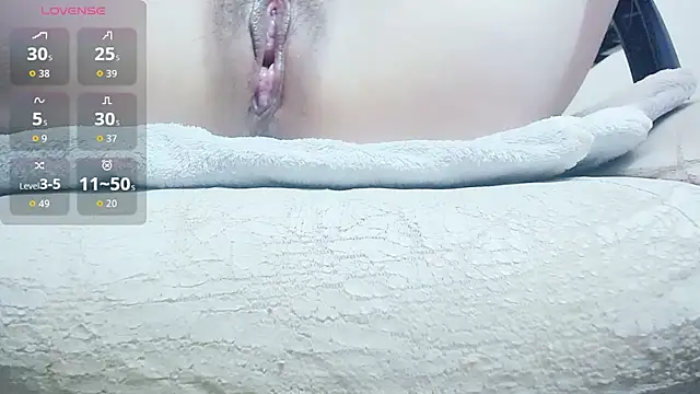 KateCondon online show from April 19, 2026, 8:22 pm