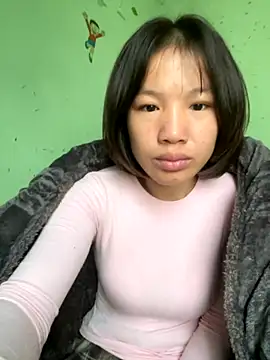 QueenLink online show from November 22, 2025, 2:43 am