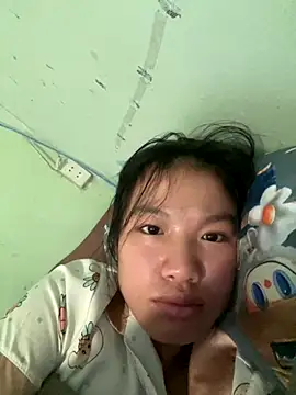 Snapshot of QueenLink chatting on October 11, 2025, 11:50 pm QueenLink online show from October 11, 2025, 11:50 pm