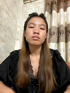 Snapshot of QueenLink chatting on September 15, 2025, 9:10 am QueenLink online show from September 15, 2025, 9:10 am