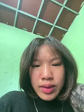 QueenLink online show from November 28, 2025, 2:12 am