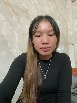 Snapshot of QueenLink chatting on September 30, 2025, 6:14 pm QueenLink online show from September 30, 2025, 6:14 pm