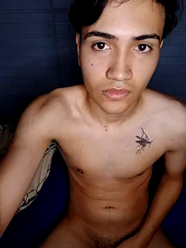 novinho safado   online show from February 8, 2026, 4:54 am