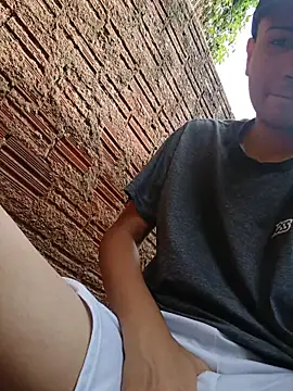 novinho safado   online show from April 16, 2026, 5:36 pm