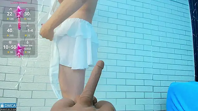 nena cupcake  online show from September 25, 2025, 11:05 am