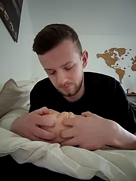 6incheswannacum online show from December 19, 2025, 10:39 am