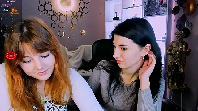 lola sun12 online show from November 26, 2025, 9:15 pm