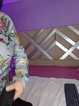 Snapshot of Alana_steel_1 chatting on November 12, 2025, 12:09 pm Alana steel 1 online show from November 12, 2025, 12:09 pm