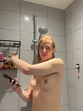 Chloemillerrxx online show from September 17, 2025, 3:25 pm