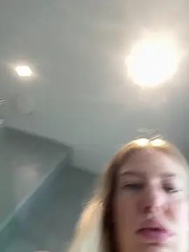 Chloemillerrxx online show from September 25, 2025, 10:21 am