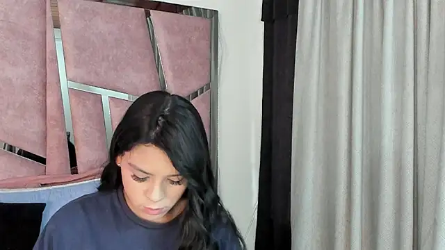 HaileyDuke online show from October 24, 2025, 12:15 pm