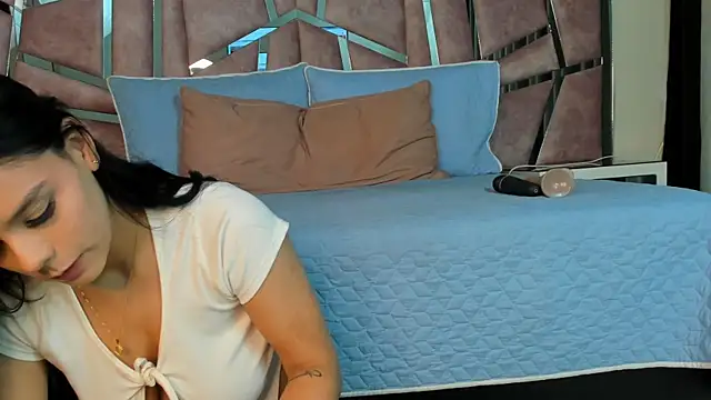 HaileyDuke online show from September 11, 2025, 11:32 am