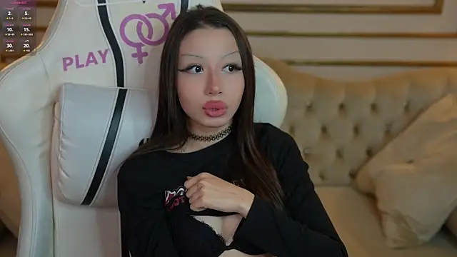 Naomi 054 online show from September 24, 2025, 10:22 am