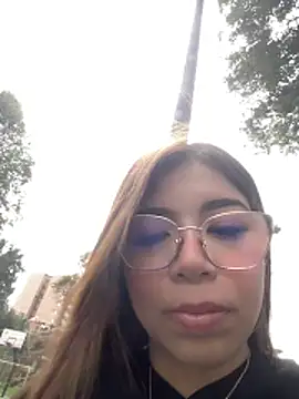 Snapshot of Maddy_Piink chatting on March 12, 2026, 6:01 pm Maddy Piink online show from March 12, 2026, 6:01 pm