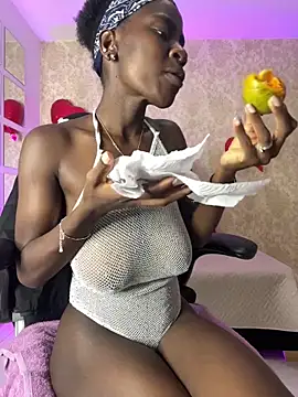 MorenaLush Eup online show from April 16, 2026, 12:11 am