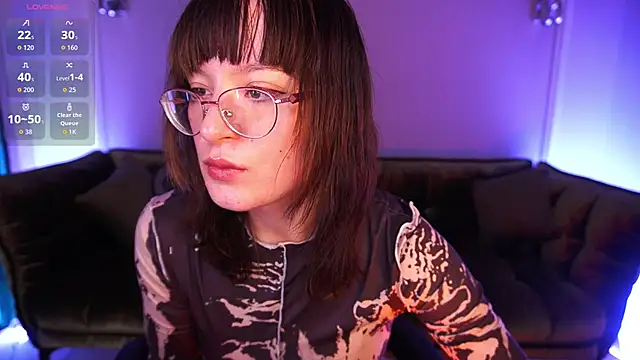 Pixie Peachh online show from November 14, 2025, 7:45 am