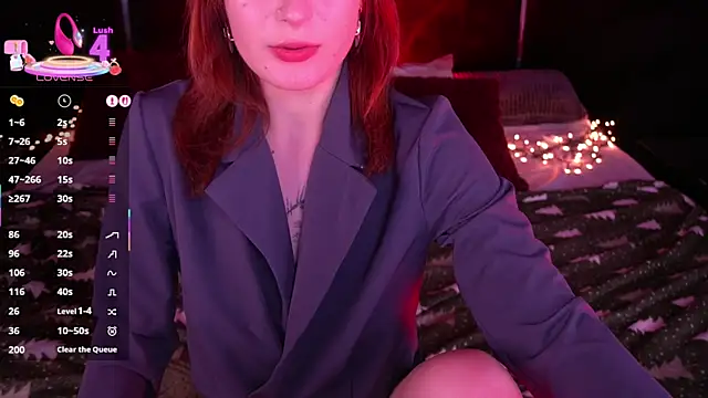 Snapshot of Pixie_Peachh chatting on February 12, 2026, 7:35 pm Pixie Peachh online show from February 12, 2026, 7:35 pm