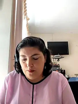 Snapshot of lina_maria99 chatting on September 11, 2025, 2:17 pm lina maria99 online show from September 11, 2025, 2:17 pm