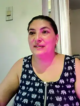 Snapshot of lina_maria99 chatting on September 14, 2025, 9:59 pm lina maria99 online show from September 14, 2025, 9:59 pm