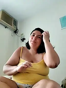 Snapshot of lina_maria99 chatting on November 3, 2025, 1:15 pm lina maria99 online show from November 3, 2025, 1:15 pm