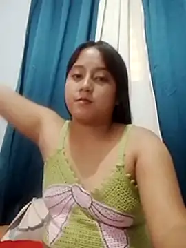 Snapshot of Sweet_baby21 chatting on August 3, 2026, 9:04 am Sweet baby21 online show from August 3, 2026, 9:04 am