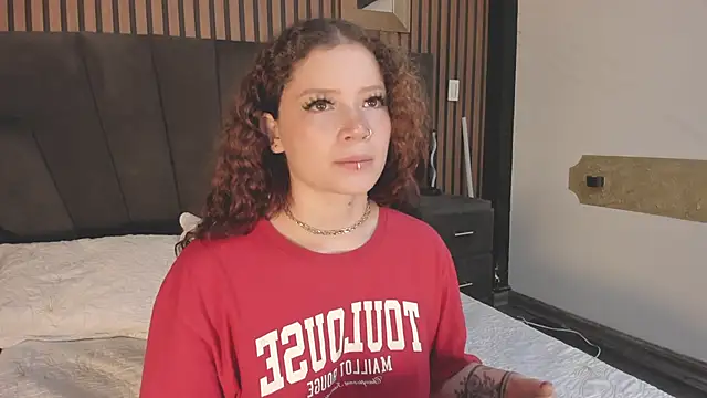 AphroditeSweet online show from November 9, 2025, 8:46 pm