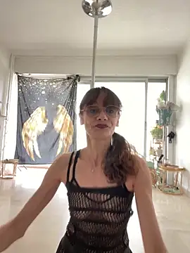Snapshot of Chris06d22@xh chatting on May 31, 2026, 2:56 pm Chris06d22xh online show from May 31, 2026, 2:56 pm