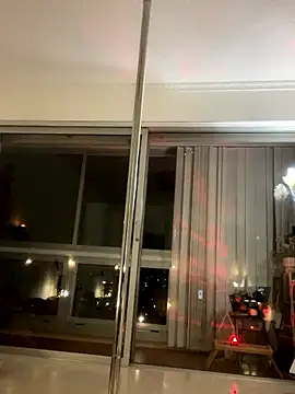 Chris06d22xh online show from January 7, 2026, 8:47 pm