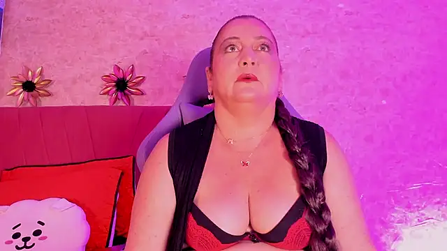 PalomaLombardi online show from October 12, 2025, 8:21 pm