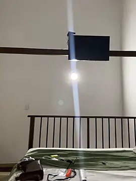 lu styles  online show from October 25, 2025, 1:27 am