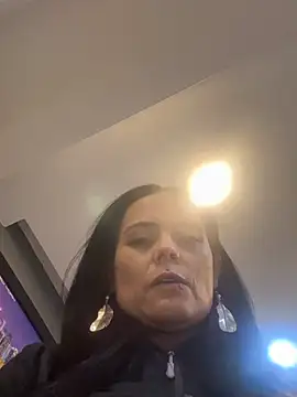 Snapshot of CharlotteCottin chatting on July 1, 2026, 11:10 am CharlotteCottin online show from July 1, 2026, 11:10 am