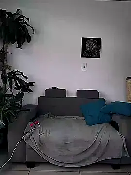 DADDYTTEDY1 online show from September 9, 2025, 8:40 pm