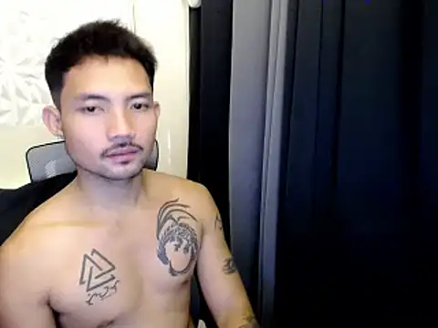 Snapshot of Thefriskyasian chatting on November 4, 2025, 11:08 pm Thefriskyasian online show from November 4, 2025, 11:08 pm