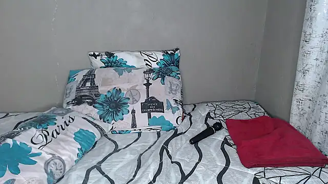 Lunalee online show from January 16, 2026, 8:24 pm