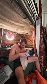 Bighairytopping online show from October 20, 2025, 4:58 am