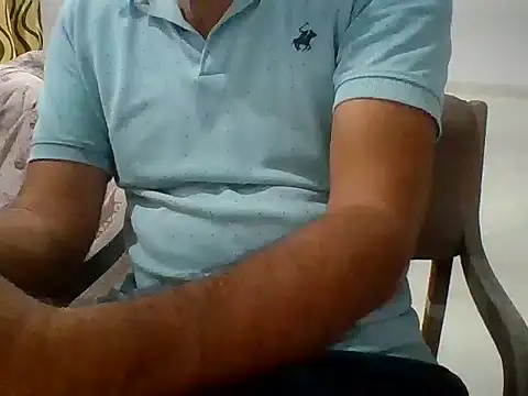 Snapshot of Desiandaj chatting on January 11, 2026, 12:23 pm Desiandaj online show from January 11, 2026, 12:23 pm