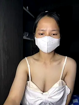 Hana-44 online show from November 5, 2025, 8:23 pm