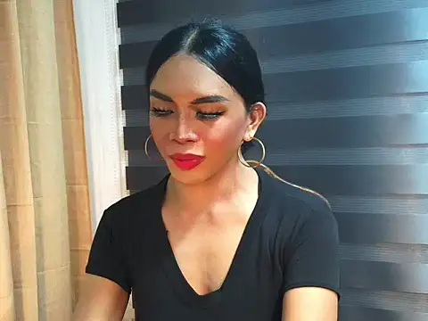  karie online show from November 8, 2025, 2:42 pm