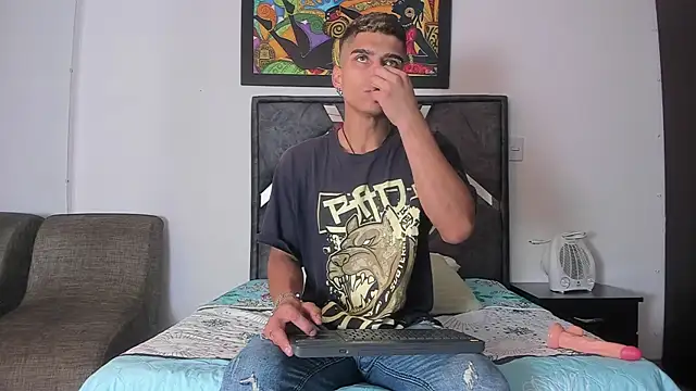 wyatt 3 online show from October 26, 2025, 12:49 pm